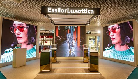 essilorluxottica retail stores.